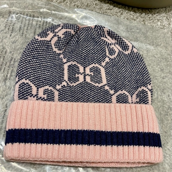 GG Beanie Hats - Picture 4 of 5